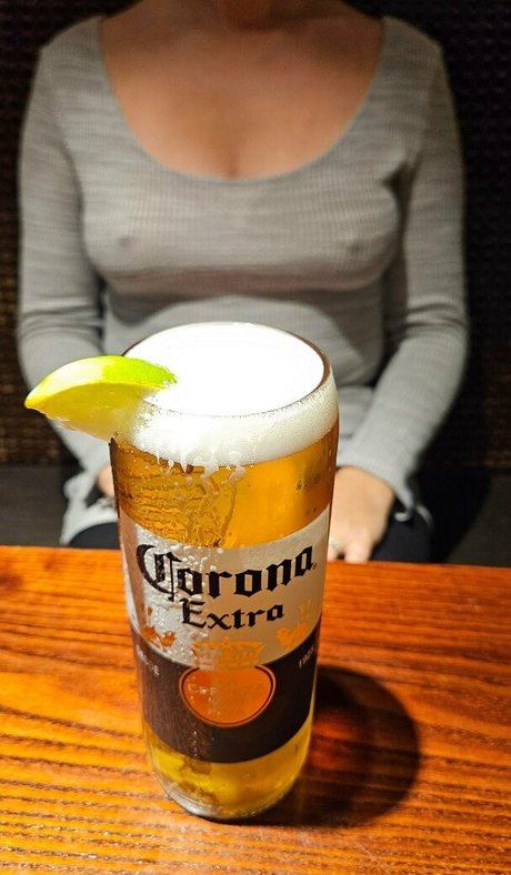 scarlett johnson24 Images