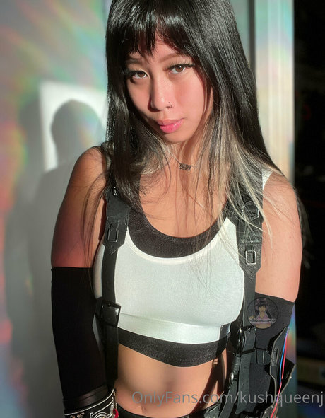 kushqueenj model high quality img