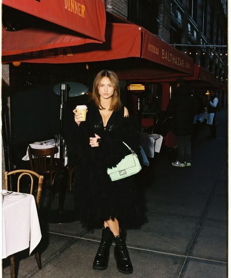 ass spread onlyfans hot xxx img