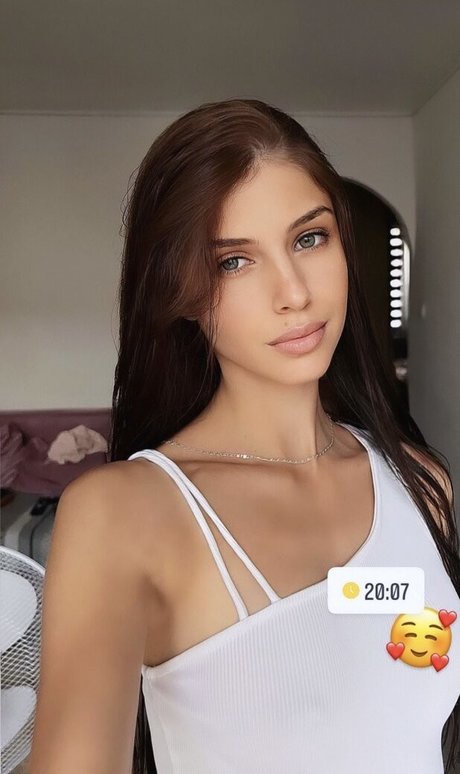 Paulusiaczekkk model pretty photo