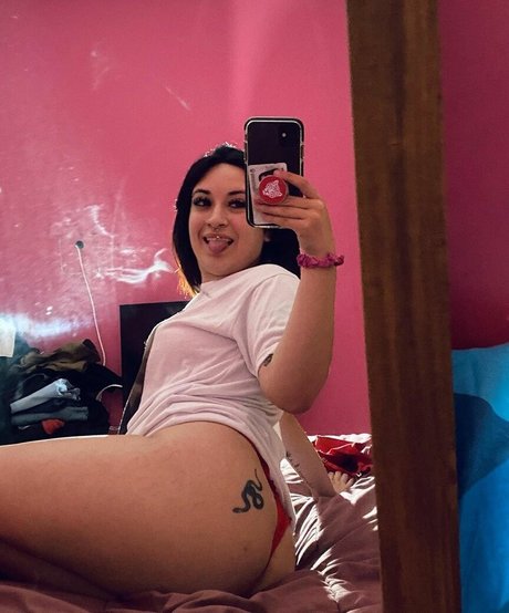 Sol Hudson hot pornstar photos