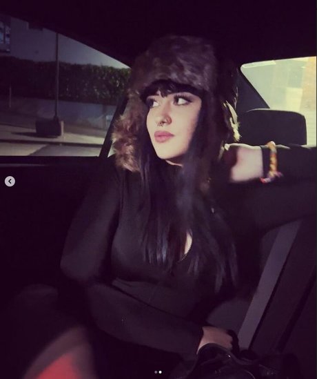 tewzday beautiful actress gallery