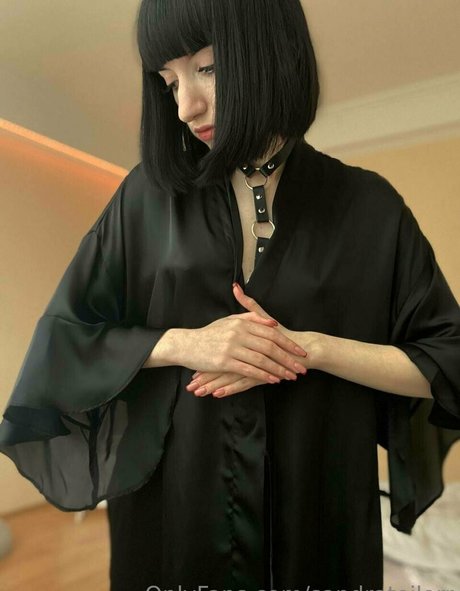 sandrateilorr pornstar high quality img