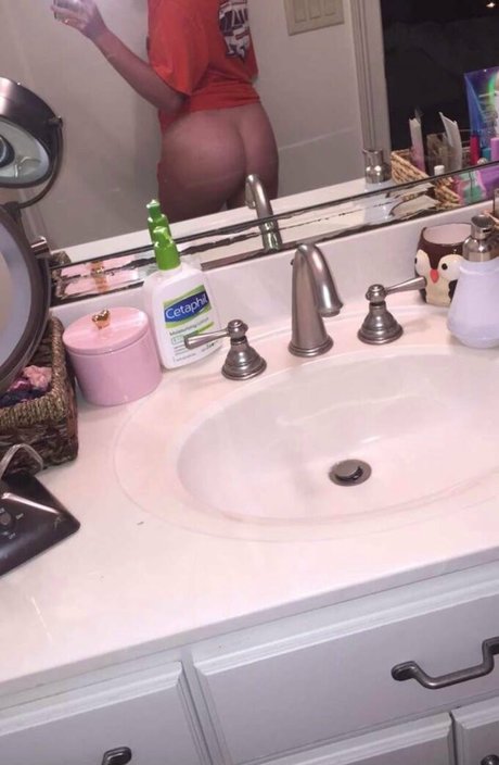 lightskin onlyfans beautiful xxx pics