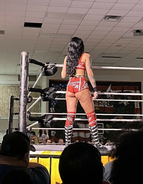 Cora Jade star adult pics