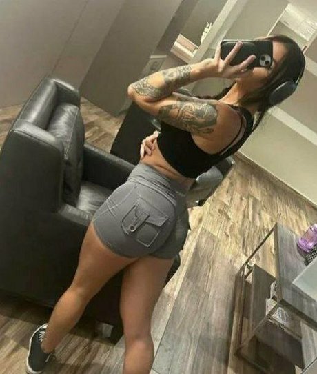 Cora Jade nude star photo