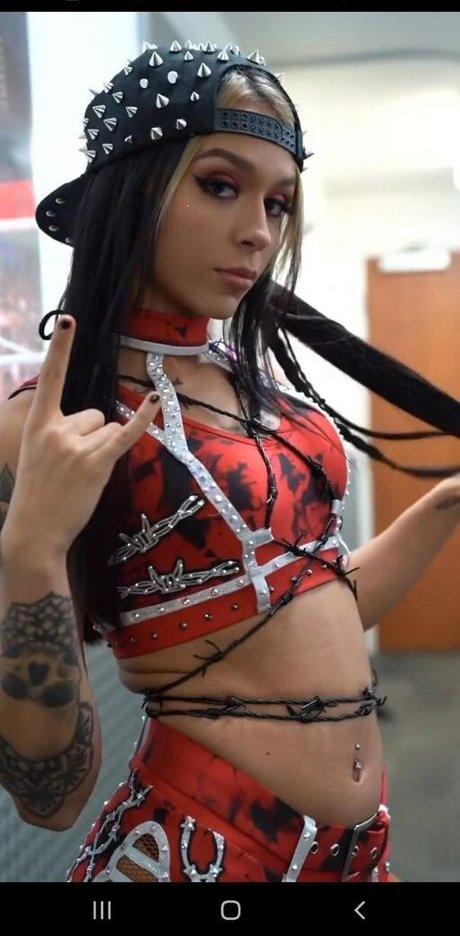 Cora Jade model free pic