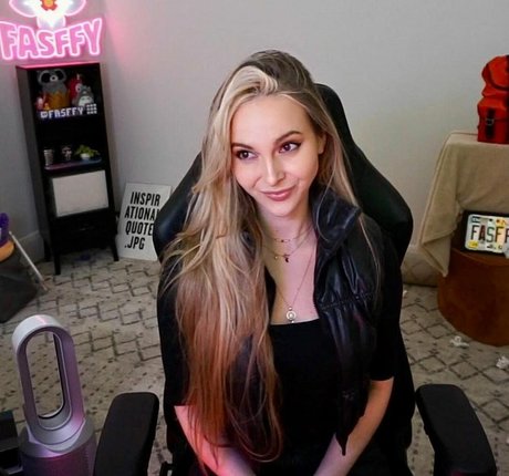 strapon onlyfans porno archive