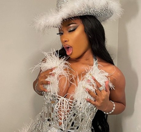 horny girls onlyfans art xxx photo