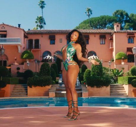 shemale masturbation onlyfans beautiful picture