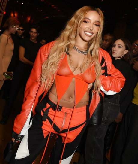 Tinashe sexy star pics