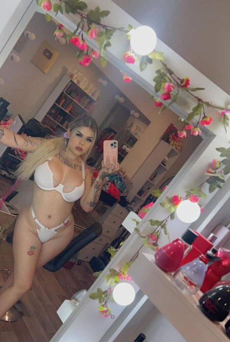 monafashionbeauty erotic model photo