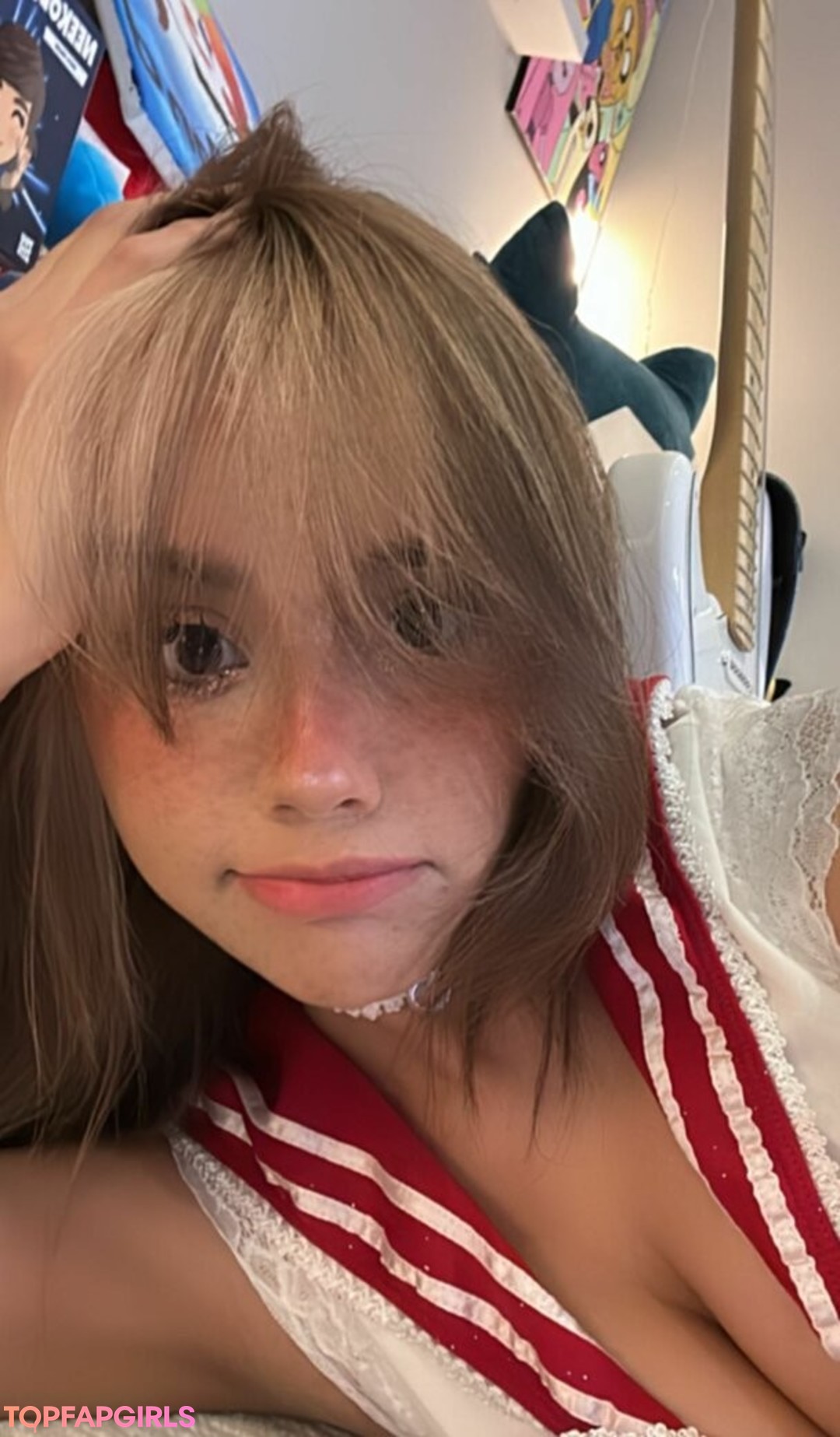 busty milf onlyfans pornographic pics