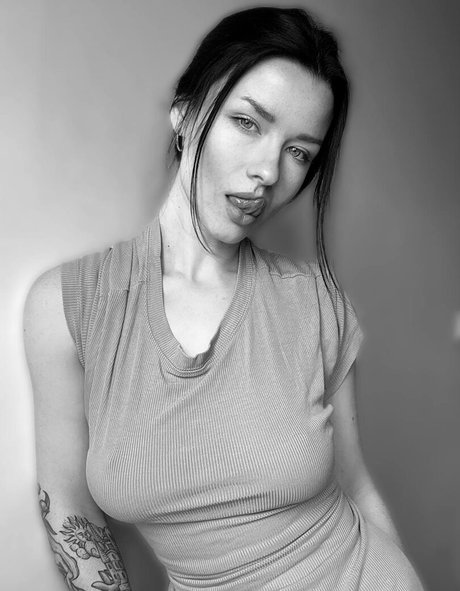 innervus model pictures