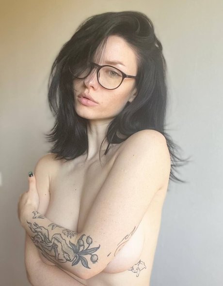 thick latina milf onlyfans art porn archive