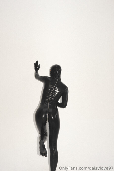 DaisyLove97 pretty model pics