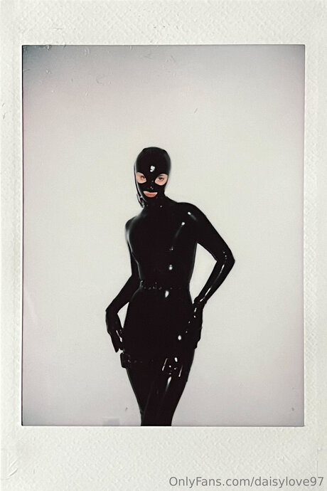 DaisyLove97 pornstar nude pics