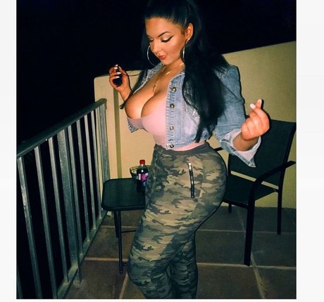 iloveteniah model nice gallery