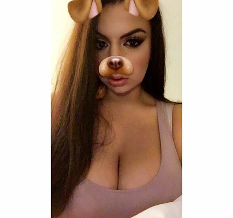 iloveteniah model xxx img