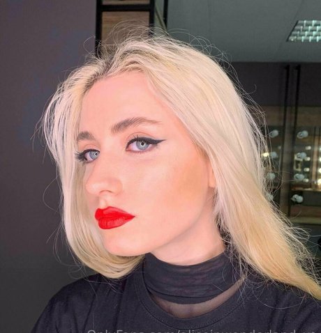 thick latina milf onlyfans porn pics