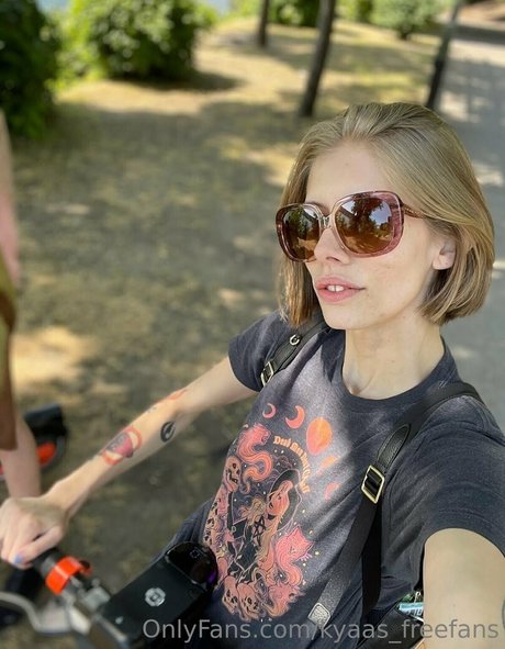 kyaas freefans nice model photo