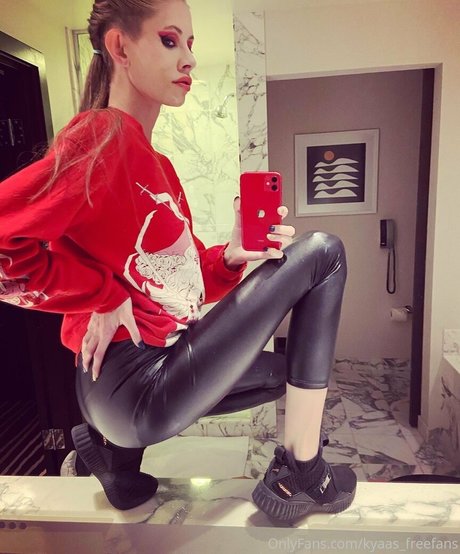 kyaas freefans sexy actress pics