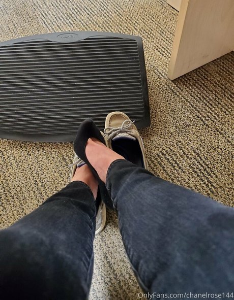 fingering pussy onlyfans hd photo