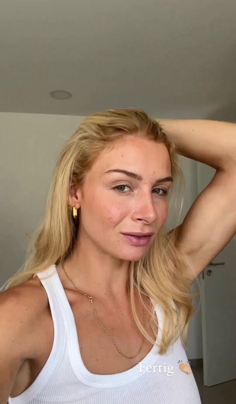 sucking tits onlyfans beautiful xxx pic