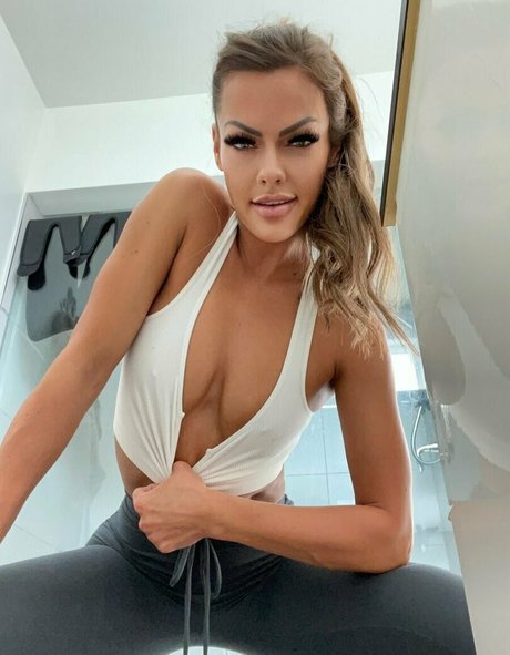 milanariccifree pornstar perfect pic