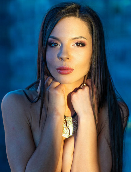 milanariccifree star beautiful gallery