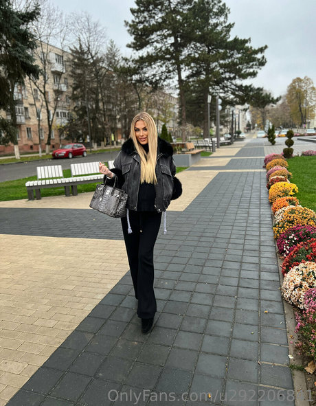 Oliviacatvip star sex pic