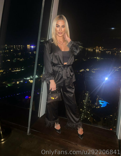 Oliviacatvip erotic actress photos