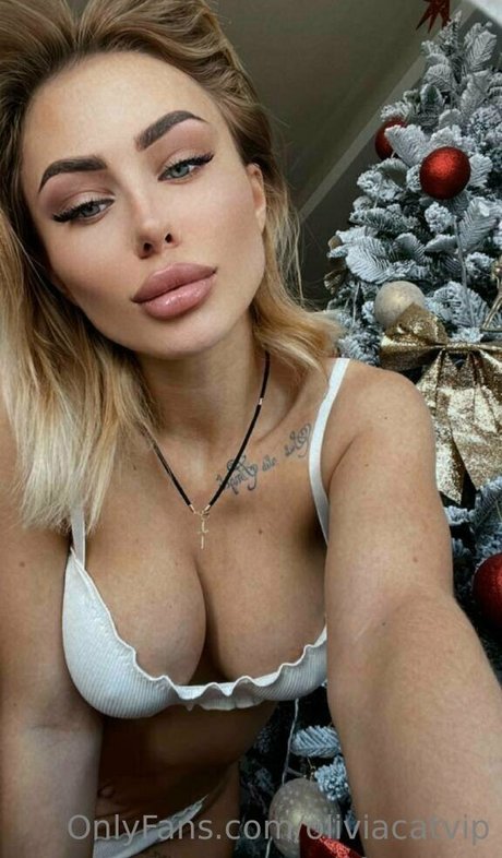 Oliviacatvip nice actress pic