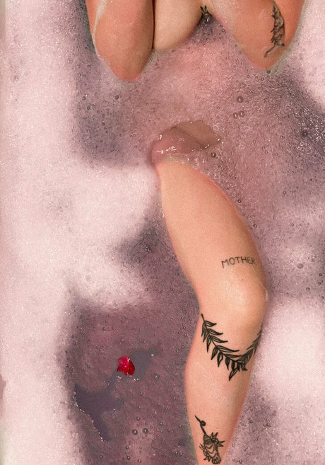 girldefeated sex star picture