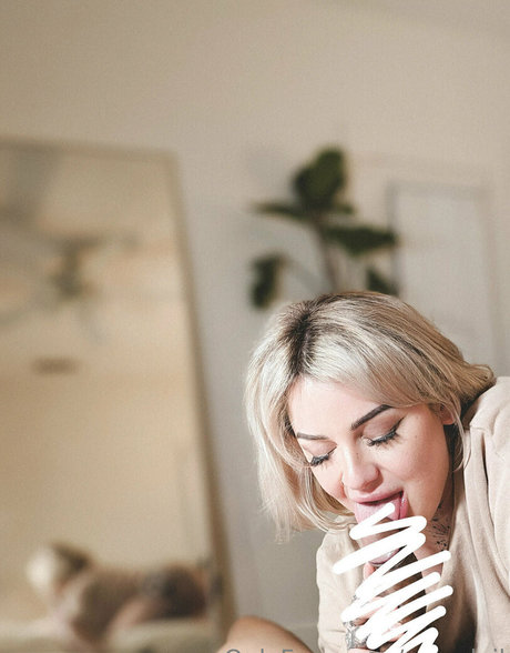 bodybuilder onlyfans sexy nude picture