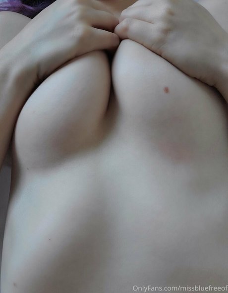 missbluefreeof hd model pictures