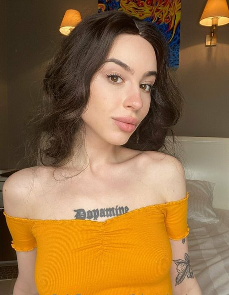 fairytale dreamer art actress pics