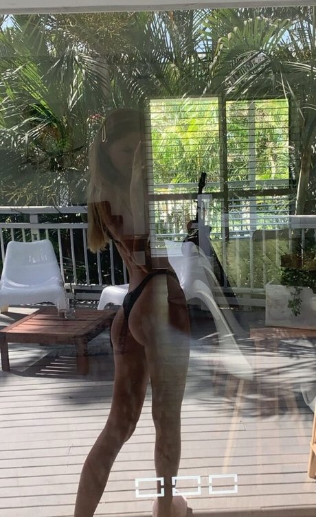 mia phillipson erotic star photo