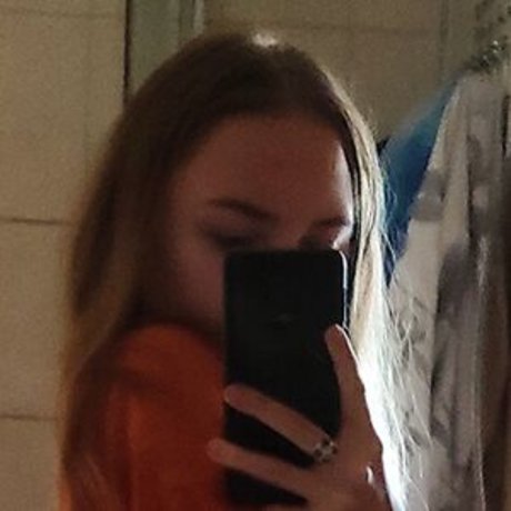 V ixxi perfect model image