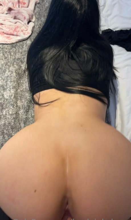 kayleigh keys pretty model img