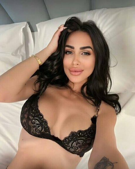 sweetangeeel model nude photo