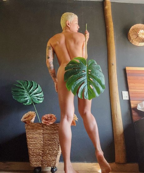 Tabata Chang sexy pornstar photo