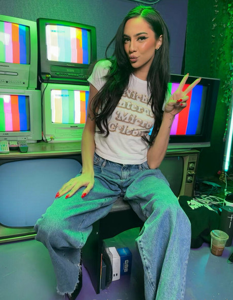 digitaldork hd actress image