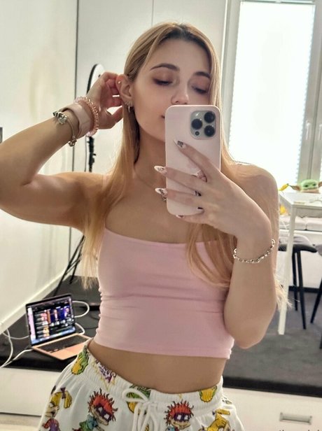 bodybuilder onlyfans beautiful images