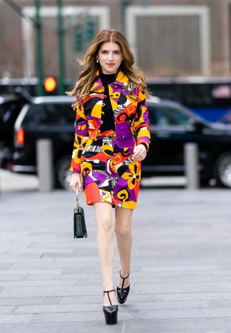 Anna Kendrick free star gallery