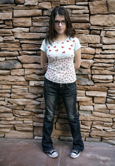 Anna Kendrick nude actress images