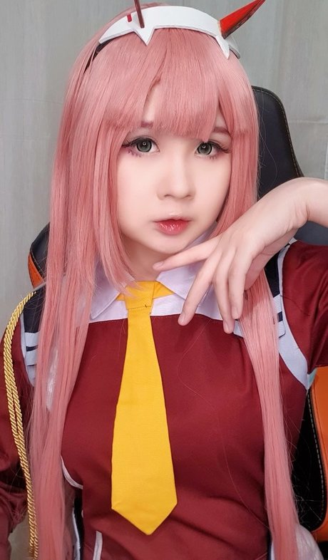 female influencer onlyfans sex picture