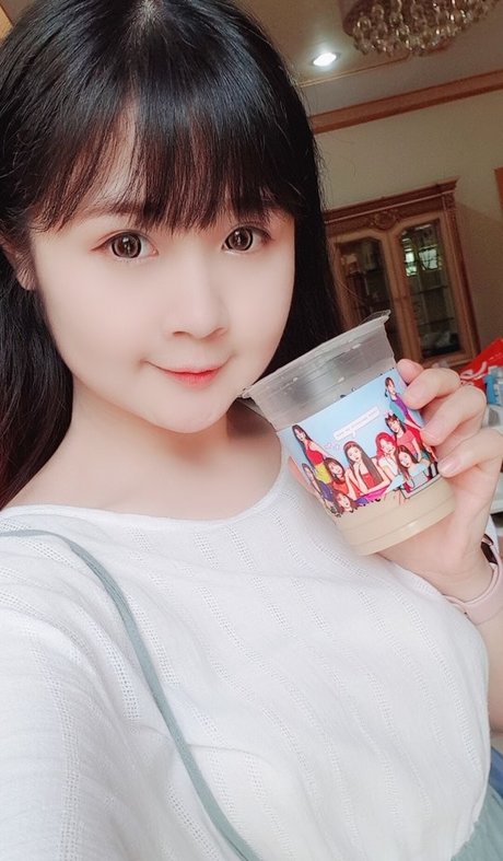 Clarissa Punipun model galleries