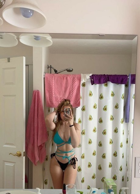 curvy nude onlyfans free nude picture