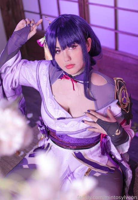 mintosylveon beautiful model gallery